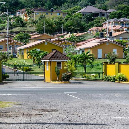 Ocho Rios Emerald 2 Bed 10 Mins Ocho Rios 24Hrs Hot Water Wi Fi Rom bilde