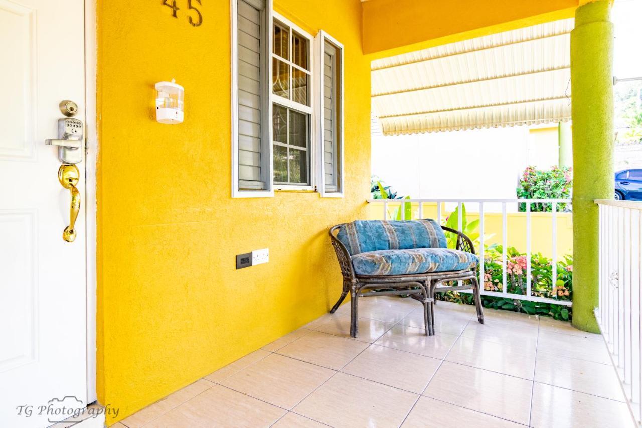 Ocho Rios Emerald 2 Bed 10 Mins Ocho Rios 24Hrs Hot Water Wi Fi Eksteriør bilde
