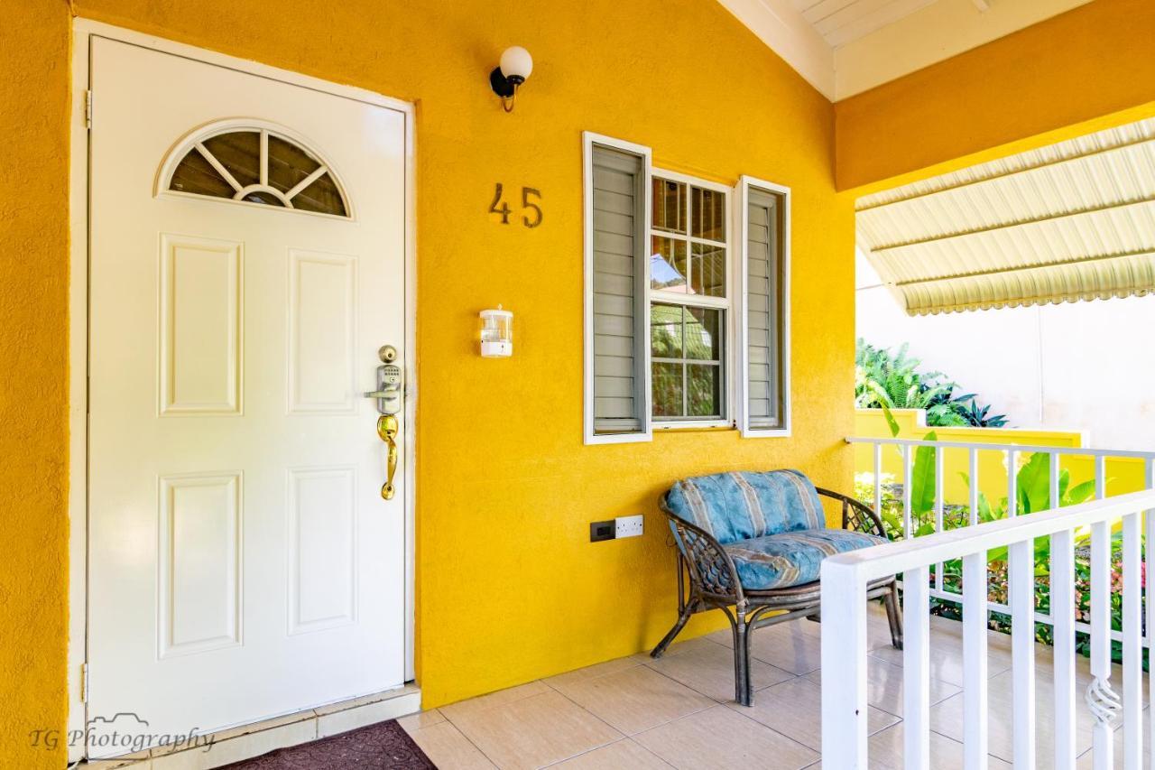 Ocho Rios Emerald 2 Bed 10 Mins Ocho Rios 24Hrs Hot Water Wi Fi Eksteriør bilde